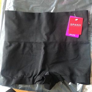 NWT SPANX boy shorts black M